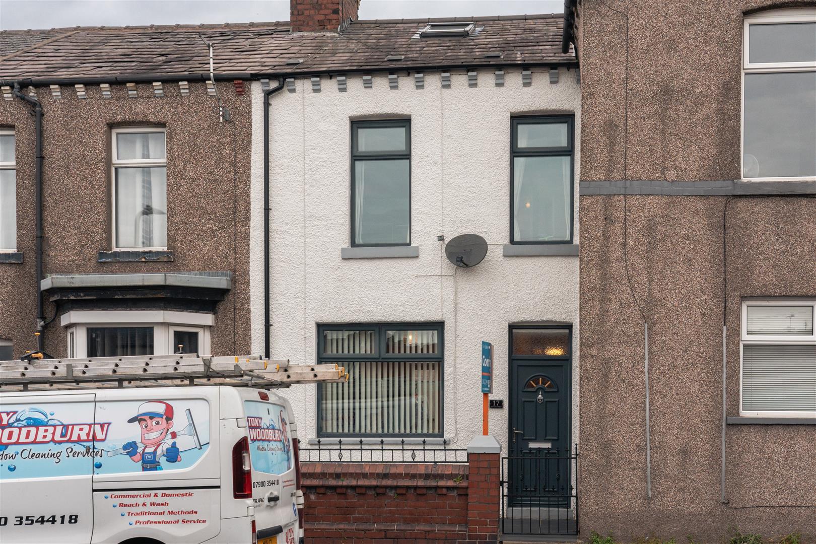 17 Settle Street (8 of 20).jpg